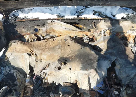 1998 Chevrolet K1500 Fleetside z USA, uszkodzony, nr VIN 1GCEK19S7WE100795